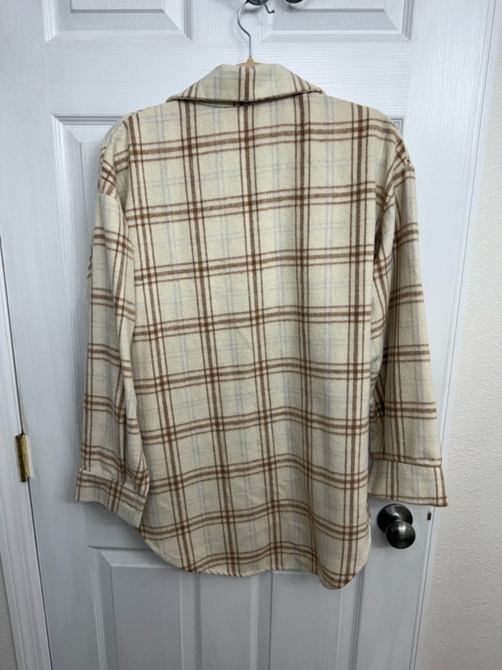 Cream Plaid Button-Up Shacket Jacket - Picture 3 of 3
